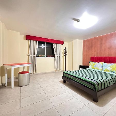 Hostal La Perla Del Sur Quito Exteriör bild